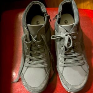 Easy Street Sports boots